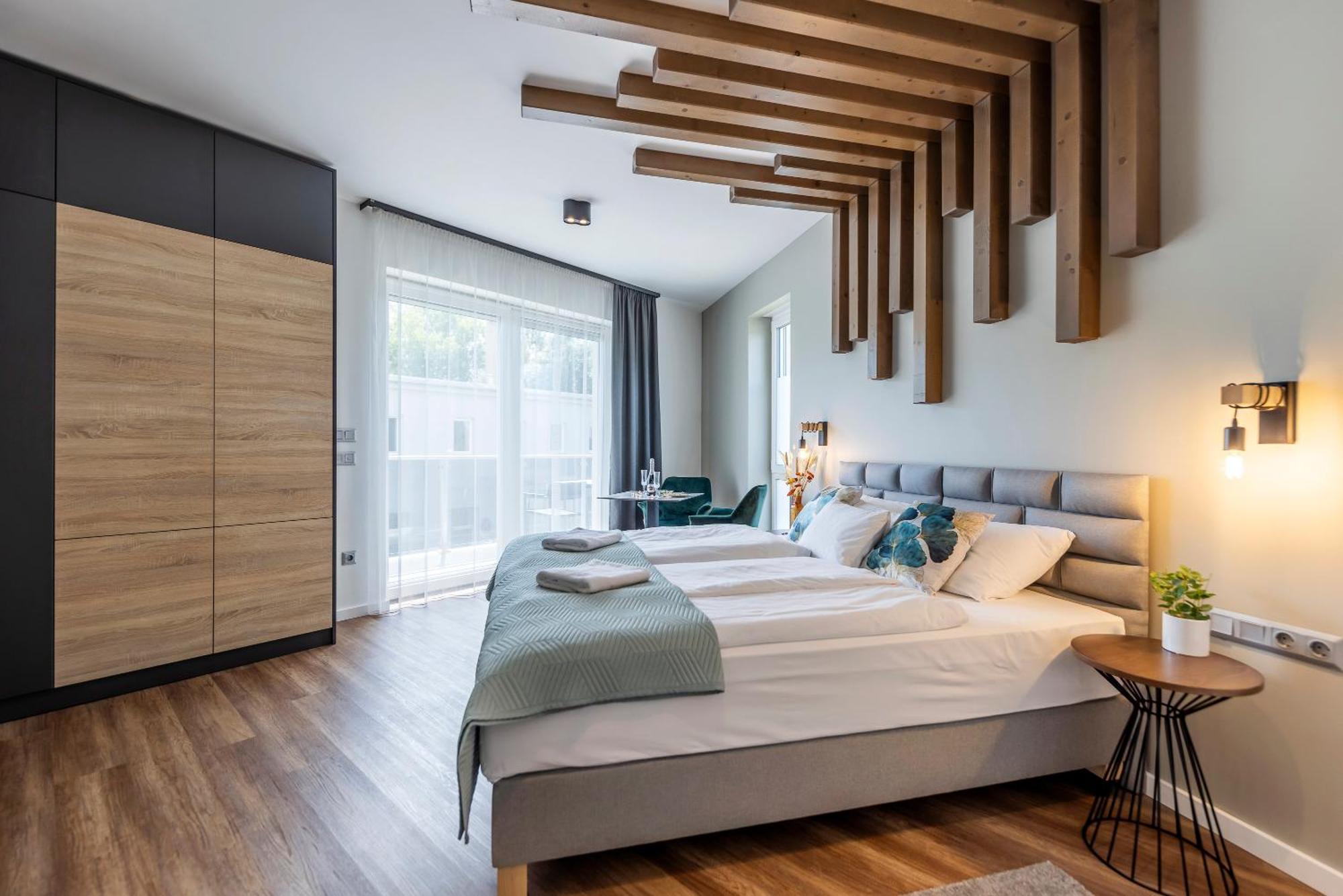 Amade Apartmanok 1 غيور المظهر الخارجي الصورة